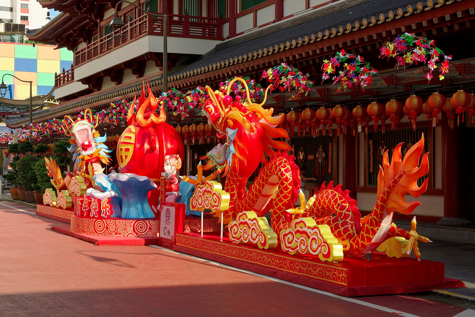 Chinatown Singapore shophouses and lanterns — one day in Chinatown itinerary