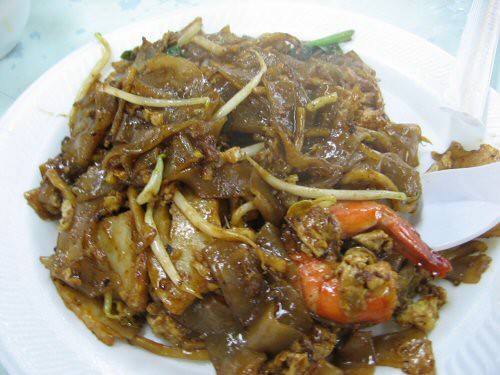Hawker dishes to try in Chinatown Singapore