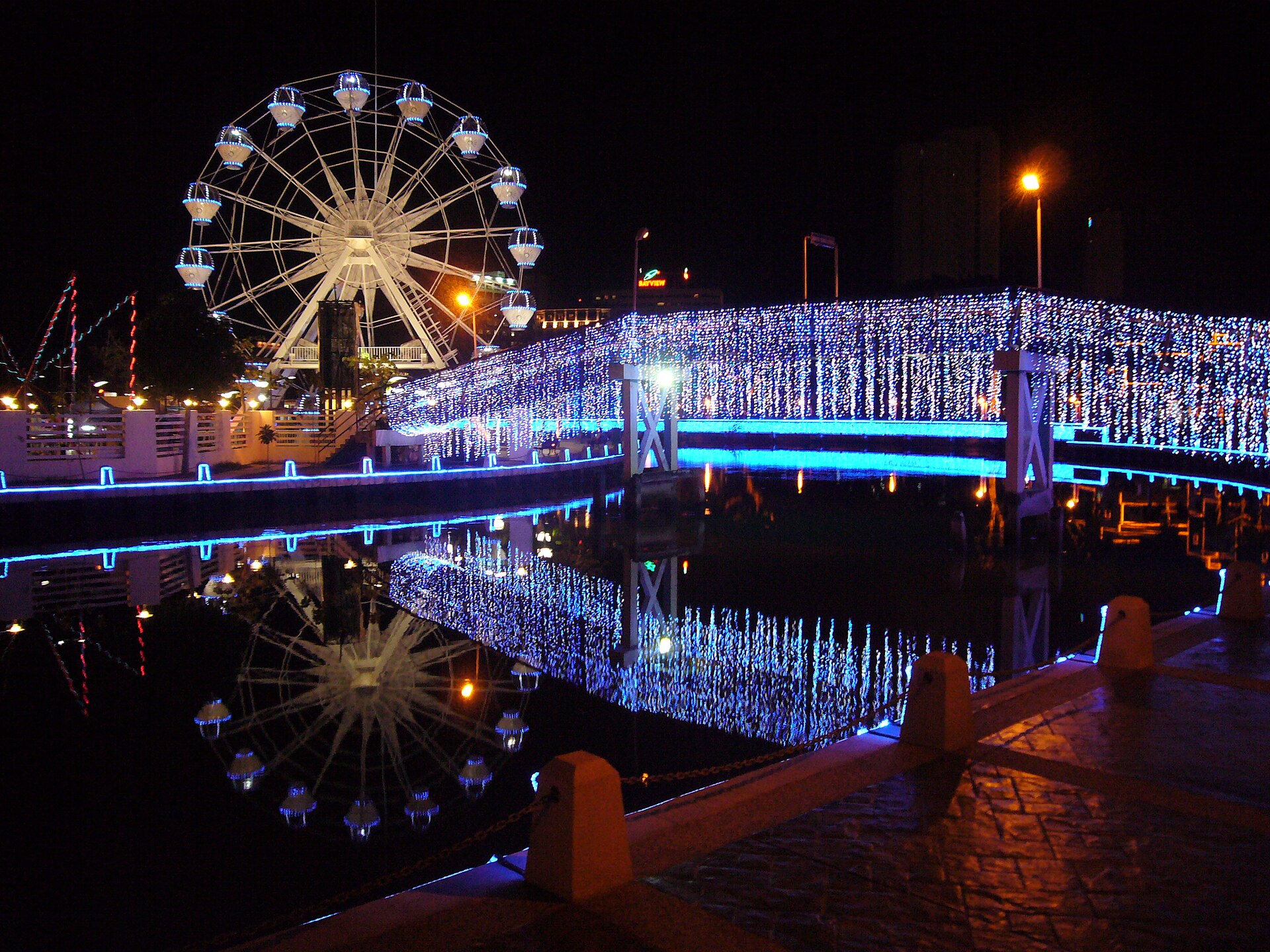 The Melaka River riverfront walk after dark