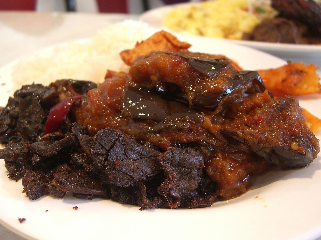 Halal food in Melaka — guide for Muslim travellers