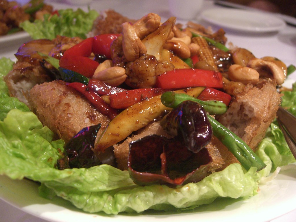 20_featured_buddhist-vegetarian-zhai-dish-spread-chi Vegetarian food in Chinatown Singapore