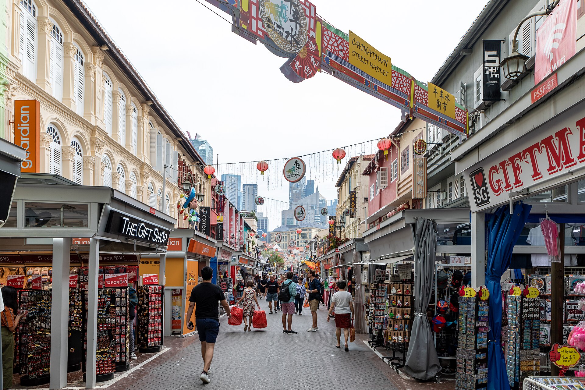 Pagoda Street souvenir stalls, part of where to shop in Chinatown Singapore
