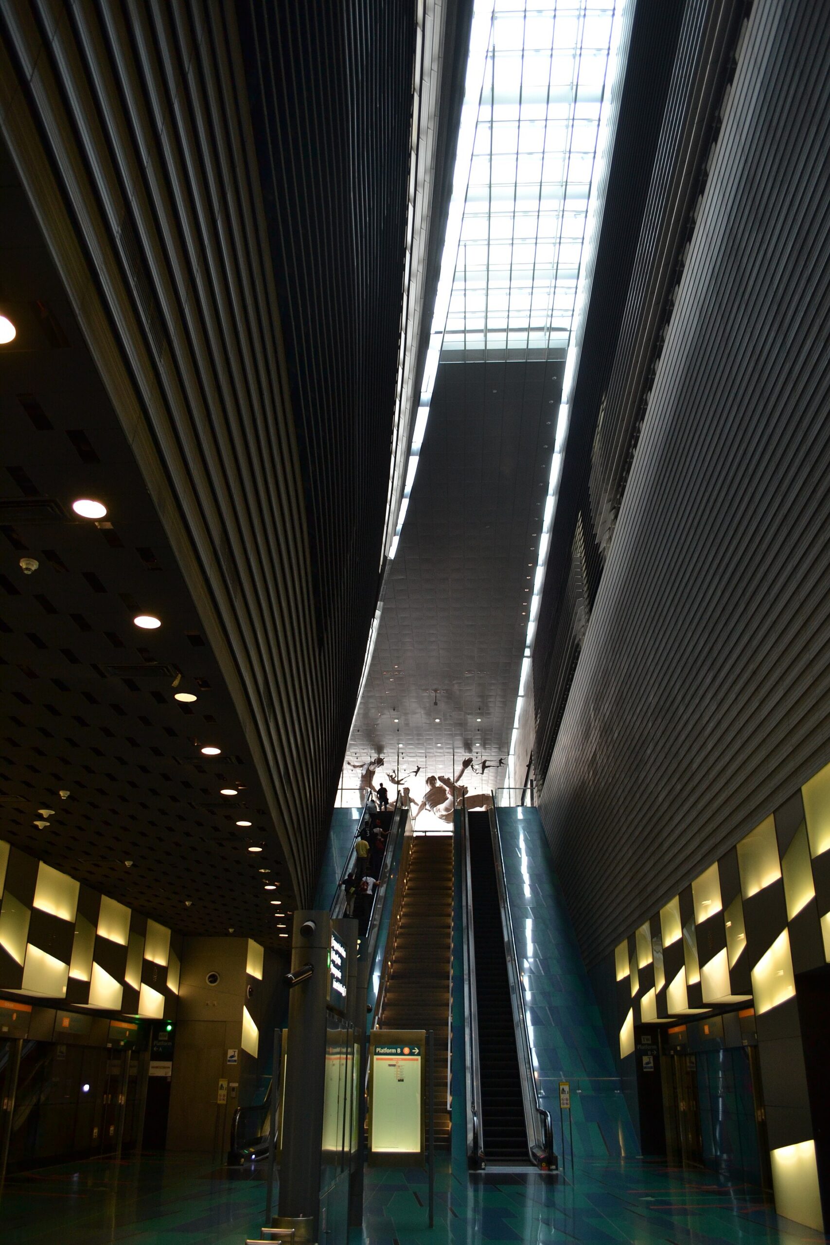 Stadium MRT station on the Circle Line, the closest station to the National Stadium