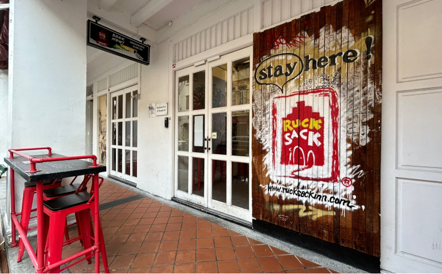 Rucksack Inn on Temple Street, a hostel near Chinatown MRT in Singapore